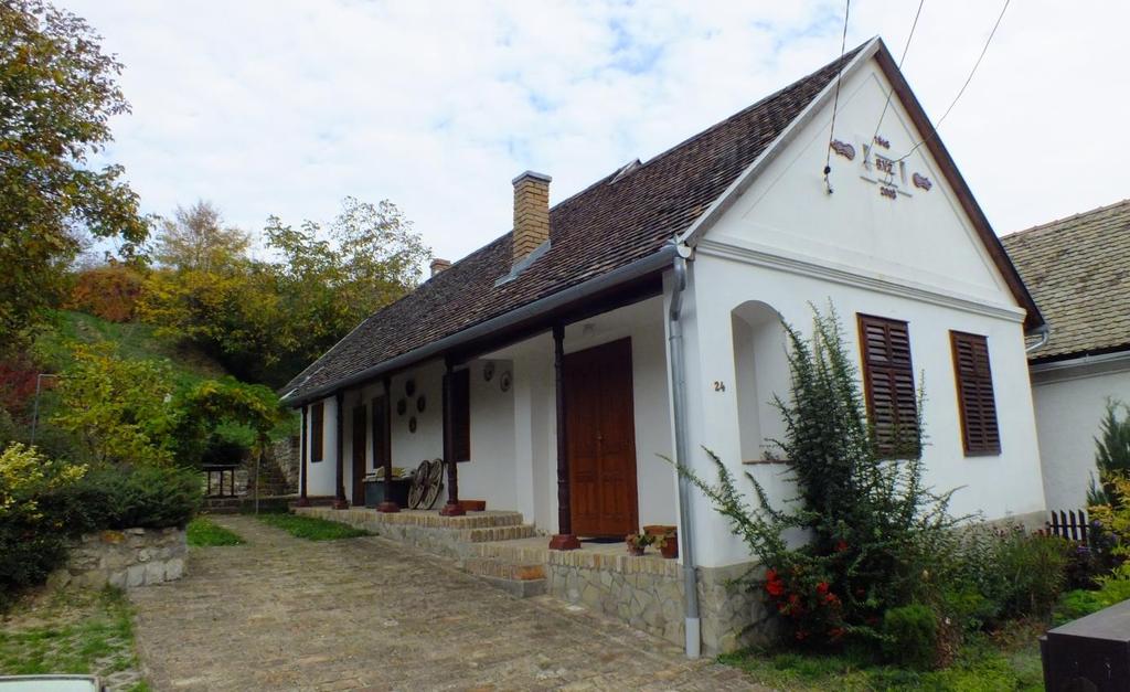 Az értékvizsgálat alapján Óbánya területén az alábbi ingatlanok érintettek (H1): Megnevezés Utca, házszám Hrsz. lakóépület Fő utca 3.