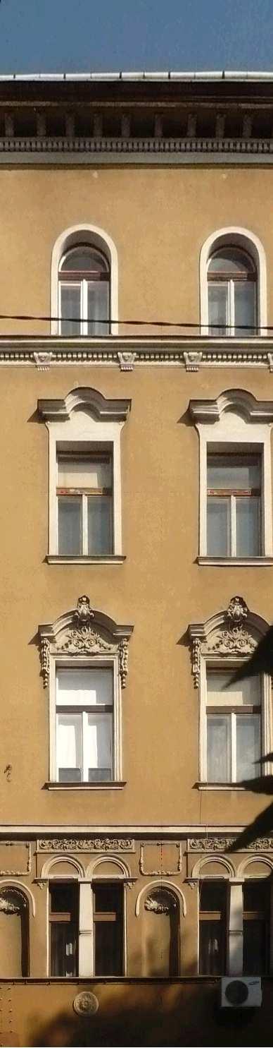 Homlokzati emeleti ablakok (tok és szárny), Trinát fehér 6.