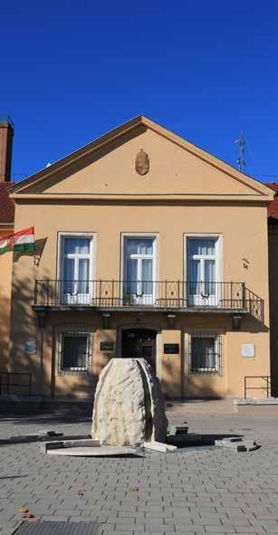 2. PÁSZTÓ BEMUTATÁSA Térségi központ Pásztó Nógrád megyében, a fővárostól kb.