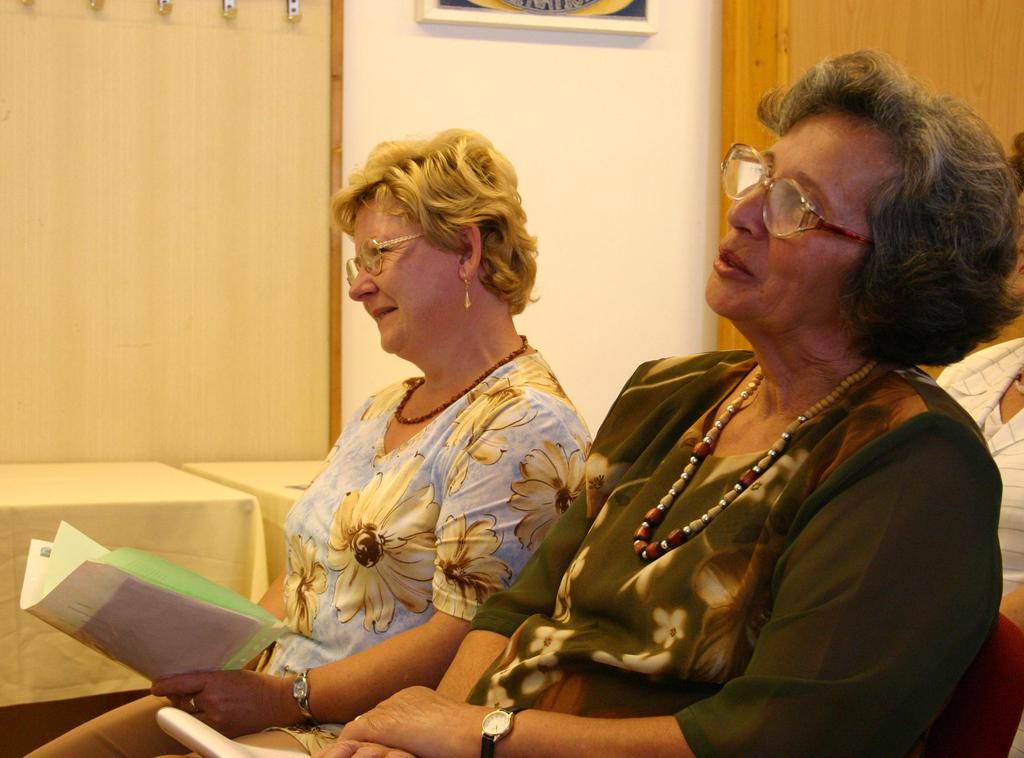Minden féltett dolognál jobban őrizd meg szívedet, mert abból indul ki minden élet.