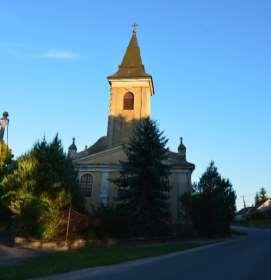 szétszórva helyezkednek