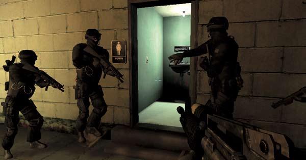 A SWAT, illetve a Freedom Force vs Third Reich játéktermi változatában gyönyörködhetünk.