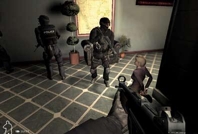 A SWAT 4 legerősebb része (még jó!): számtalan parancskombinációt csalhatunk elő egy-egy gombnyomásra, ráadásul kis gyakorlással összehangolt rajtaütéseket is levezényelhetünk.
