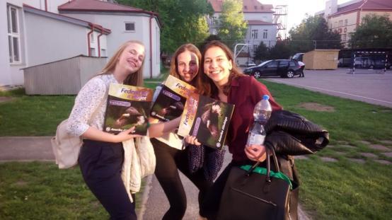 évfolyam Almási Andrea, Horváth Kátai Orhidea, Pozder Máté a legjobb határon túli csapat, valamint a