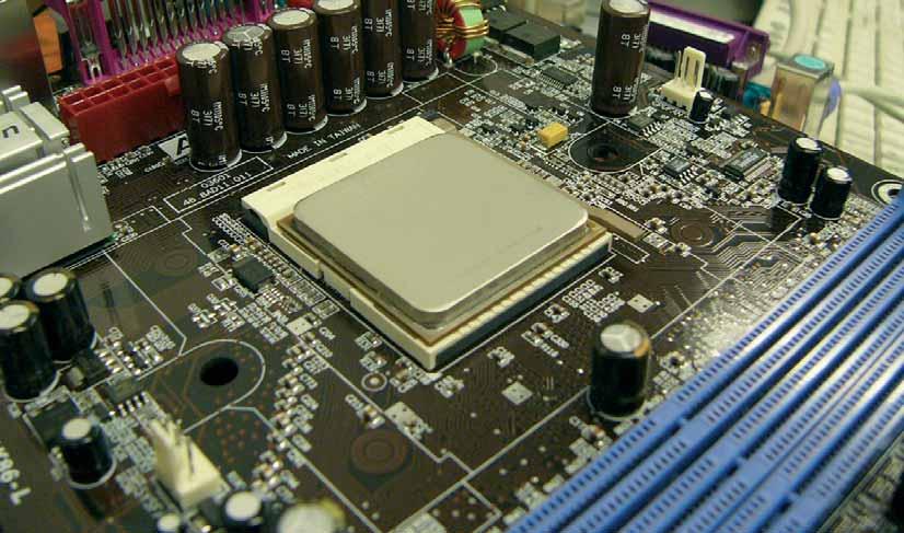 MÉLYVÍZ AMD ÉS INTEL ÖRÖKRANGADÓ PROCESSZORTESZT Mivel jó rég nem végeztünk komolyabb processzor-összehasonlítást, úgy döntöttünk, az év elejét egy alapos teszttel kezdjük.