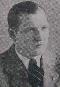 Kitüntetése: porosz vöröskereszt é. 1921-ben a Mozaik kulturális egyesület elnöke. Szerkesztője volt az Orvosszövetség Sanitas c.