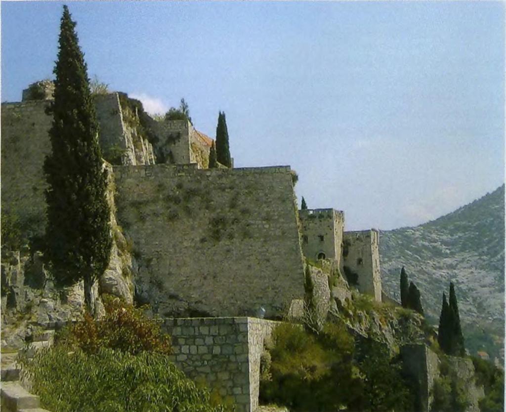 A tatárjárás. Miniatúra a Képes Krónikából, 1358 után megszerveznie. A magyarok erejéből még arra is futotta, hogy visszafoglalják Győrt Frigyes osztrák hercegtől, aki, IV.