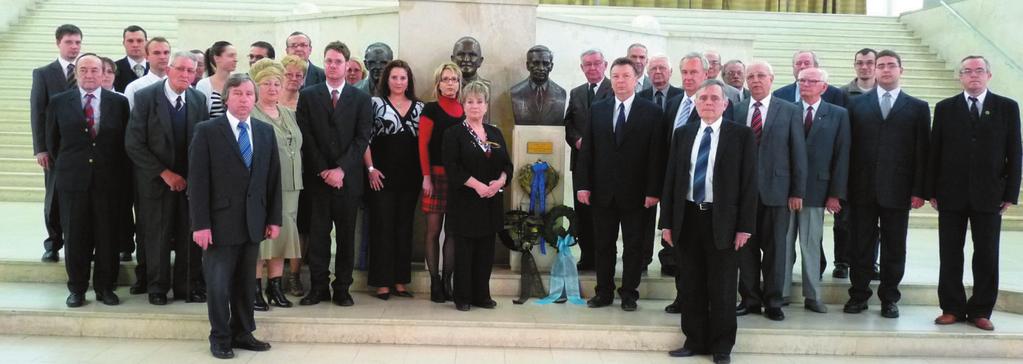 (GTI) volt munkatársai és a Gépipari Tudományos Egyesület (GTE) tagjai nagy számban gy ltek össze. A program szerint Prof. Dr.