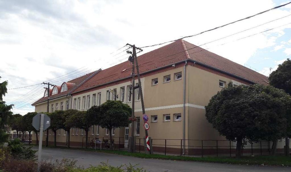 Egy ház elválaszthatatlan kapcsolatban van környezetével, szomszédjaival,