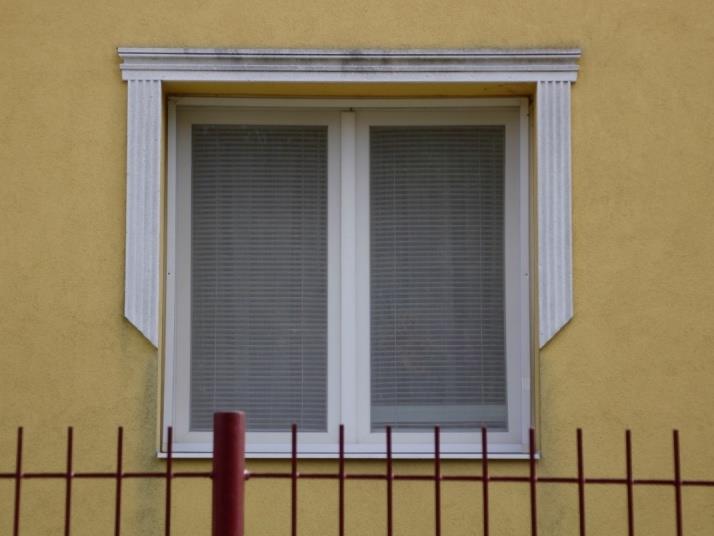 egy építészeti részlet: arányhelyes kialakítása; természetes