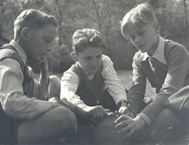 Sokan régóta óhajtottuk, hogy bár volna rendünknek, mely mint tanító és nevelő rend ismeretes, legalább egy igazi nevelőintézete, melyben neveltjeink teljesen ránk volnának bízva.