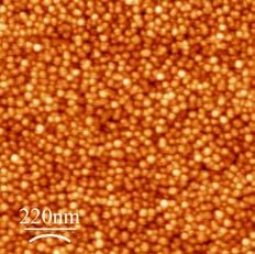 25 Θ=114.5 o COUNTS/keV 2 15 1 Θ=165 o 5 1 15 2 ENERGY [kev] 5. ábra. Balra: homogén kondenzációs eljárással készített arany nanoklaszterrétegről készült AFM felvétel.