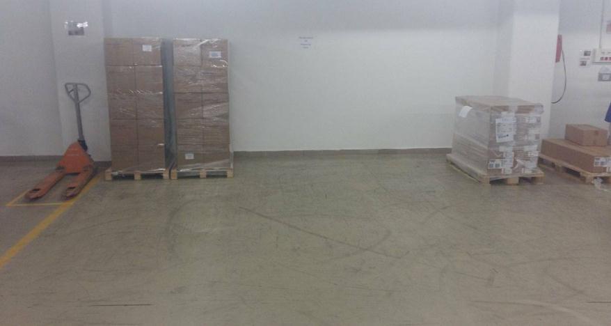 22 Anyagáramlási körök Puffer terület: Ennek szerepe, hogy ha mind a kettő csomagoló gép éppen dolgozik, akkor egy átmeneti területet biztosítson a csomagolásra váró palettáknak, érkezzen ez a gyártó