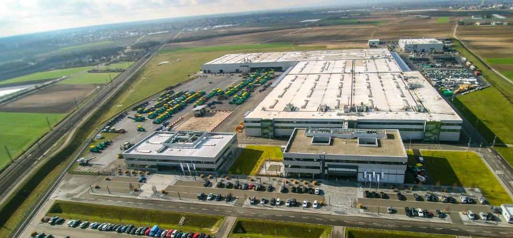 termékeivel a Mineral Technologies ágazatot A Wirtgen gyár Windhagen-ben található: 380.000 nm-es gyárterülettel, 1.