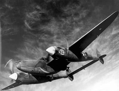 55 B-17-es bombázó 133 t bomba Légicsata német és magyar vadászgépekkel Cél elcsúszása a Duna