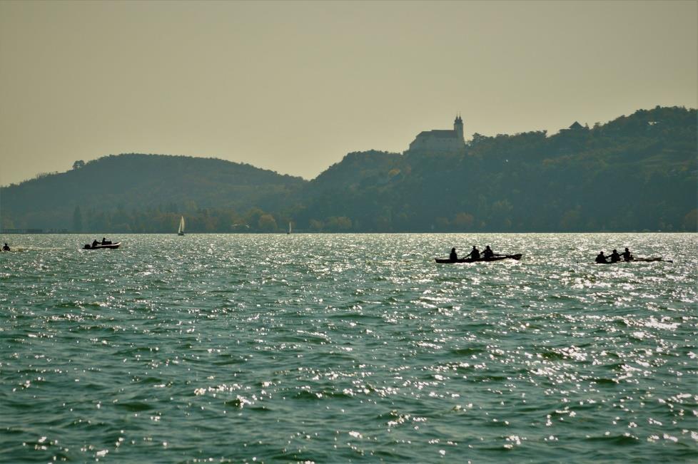 2. Kielboat (2x+) Alap: férfi, 19-30 év közötti versenyzők 30 év felett (kormányos nélkül) 3 mp/1 év női versenyző esetén 100 mp/fő ifi versenyző esetén 30 mp/fő serdülő versenyző esetén: 60 mp/fő 14