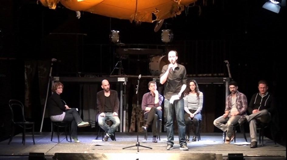 Slam Poetry: Kizárólag előadásra alkotott versek, a hangzó költészet kortárs formája. Megszületése óta ugyan 30 év is eltelt már, Magyarországon csak az utóbbi években kezdett ismert lenni.