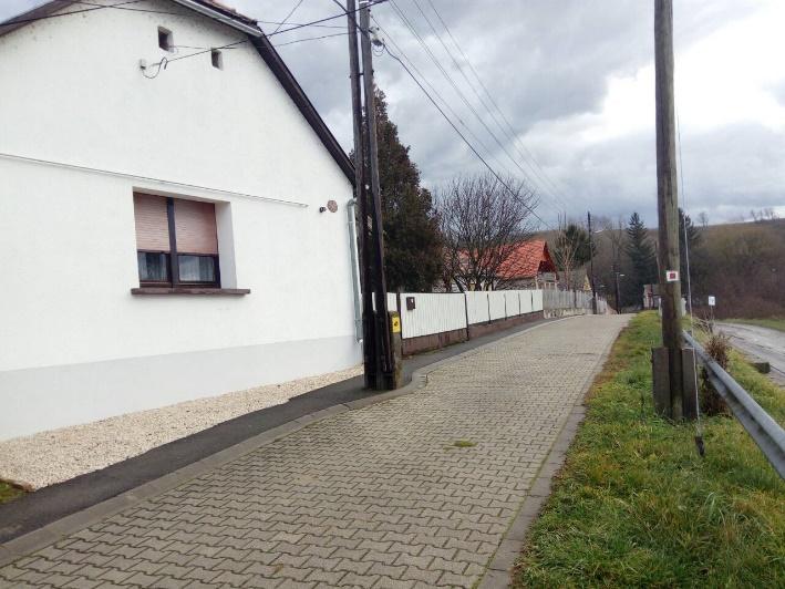 Mindhárom lakott rész kis területtel rendelkezik.