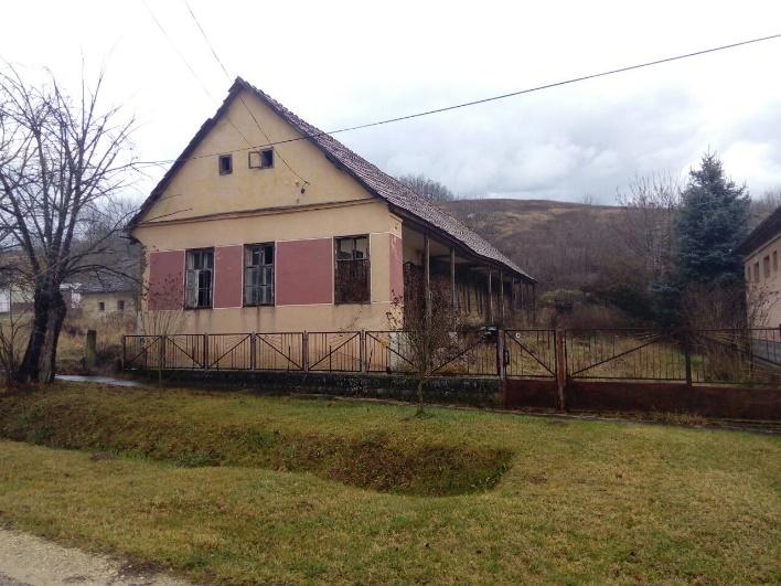 később új utcák kapcsolódtak hozzá.