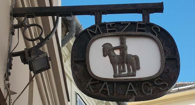 fényreklám helyett a