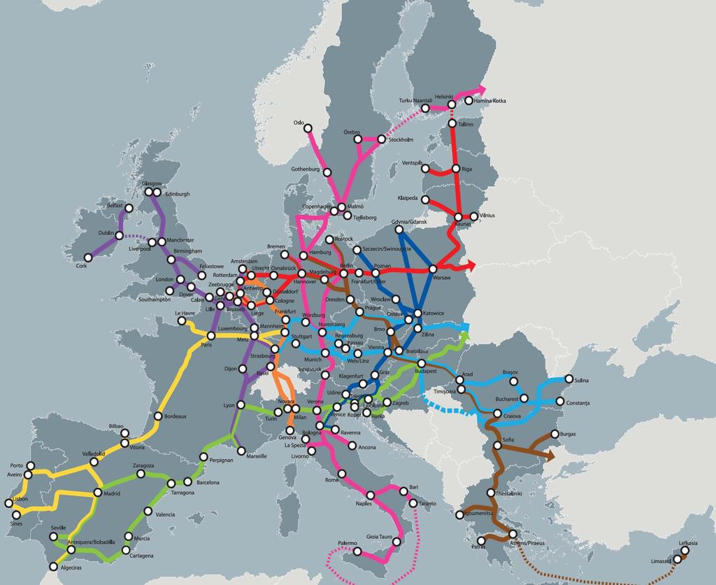 függvényében megtervezzék és fejlesszék az infrastruktúrát. 2.1. Melyek a törzshálózati folyosók? A törzshálózati folyosók fogalmát az új 1315/2013/EU TEN-T rendelet IV.