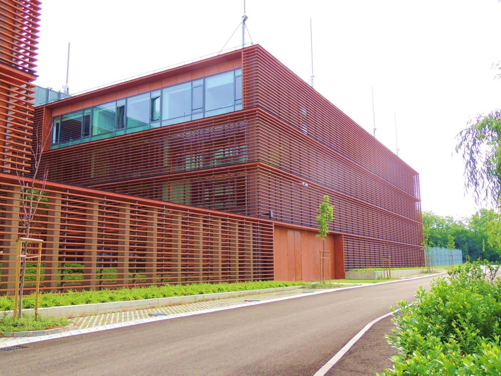 A HungaroControl modern, közel tízezer négyzetméteres,