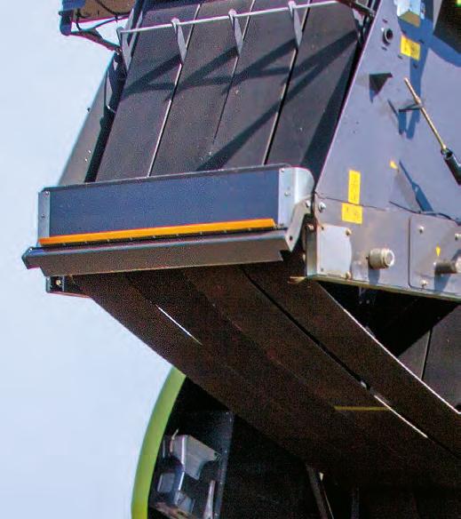 A CLAAS 260-ast a 360-as követte, s míg az első öthevederes volt, a másik már négyszíjas, 155 centiméteresre nőtt a maximális bálamérettel.