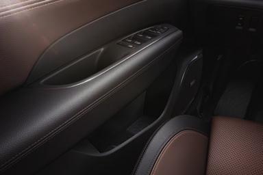 A business class anatómiája Ha a Renault TALISMAN és az Automata Renault Kártya találkoznak, az autó máris üdvözli a vezetőjét: felkapcsolja