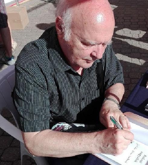 Kegyelet Grendel Lajos halálára Ha jól emlékszem, személyesen a kétezres évek elején ismerkedtünk meg az egyik pozsonyi belvárosi borozóban.