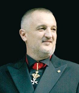 Snaga zajedničkog cilja Započeli smo jednu novu godinu s uspješnom ekipom dugog niza godina, koja je razmišljala odgovarajuće, koja je u sebi imala dovoljno ustrajnosti i koja je znala ostvariti