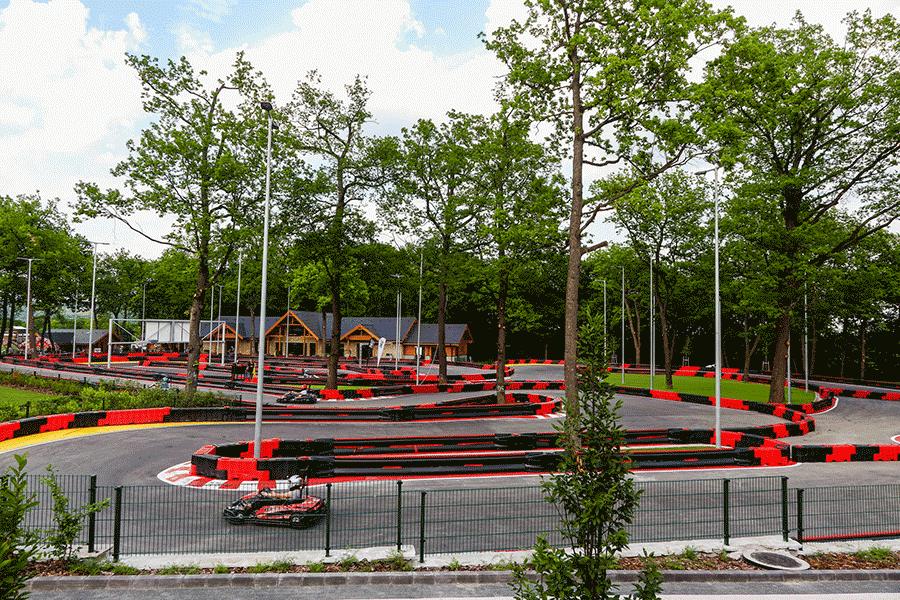 15. kép: HELL Kart & Event Center forrás: www.avalonpark.hu 4.1.5 Avalon Konferencia A beruházás megálmodói tisztában vannak azzal, hogy leendő partnereiknek egyedi lehetőségekre van szükségük, ahhoz, hogy vállalkozásukat, munkatársaikat fejlesszék.