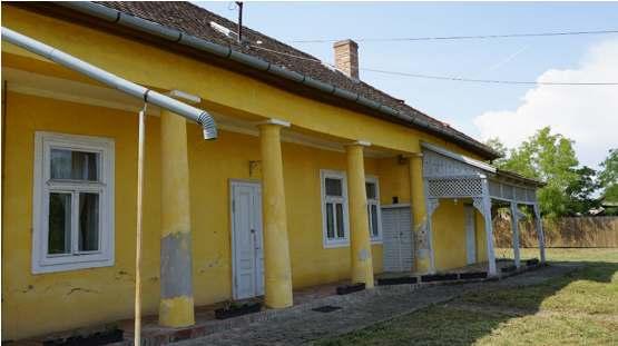 Kunhegyes az 1745-ös redempció után rohamos fejlődésnek indult. A lakosságszám 1785 -re 3864 főre duzzadt, a beépíthető telek és a megélhetést biztosító földterületet pedig egyre kevesebb lett.
