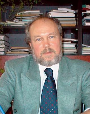 Jo gá szi eti ka Nem jo gász kép zés ben ok ta tott tár gyak: Nem zet kö zi po li ti ka el mé le te, Jo gi is me re tek, Jog for rás ku ta tás Dr. Szigeti Péter Született: Budapest, 1951. október 23.