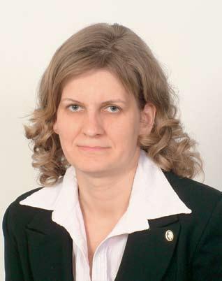 1998-tól 2003-igdoktoranduszként Budapesten, Győrben 2000-től oktat a jogtörténeti tanszéken. Kutatásai a XIXXX.