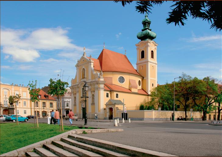 Szegedi András Egyetemi tanulmányait 2001-ben fejezte be az ELTE Államés Jogtudományi Karának győri képzési helyén, summa cum laude eredménnyel.