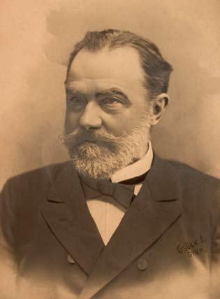Deák Fe renc - az aka dé mia leg hí re sebb ta nu ló ja- 1876. ja nuár 28-án halt meg Bu da pes ten. Te me té sén a győ ri jogaka dé miai ta ná ri kar kül dött sé ge is meg je lent. 1876. feb ruár 5-én gyász is ten tisz te le tet mon da tott a tu dós fér fiú tiszte le té re a jog aka dé miai igaz ga tó ság.