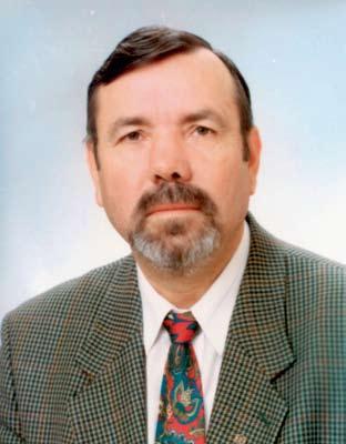 A jo gász kép zés - a Miskol ci Egye te met le szá mít va - min den hol túl te lí tett; mennyi sé gi fej lesz tés re a meg lé vő egye te me ken nem ke rül het sor.
