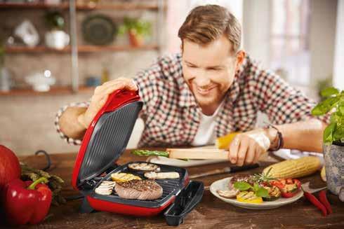 CSÜTÖRTÖKTŐL 01. 25. EGY CSIPETNYI segítség A KONYHÁBAN 1000 W KONTAKTGRILL Kiváló minőségű ILAG tapadásgátló bevonattal Gyors felmelegítési idő, kb.