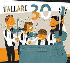 Nem csak zenélnek, táncolnak is a szereplők. A program a több mint 400 éves helybeli népzenehagyományokra épül, ma is eleven és dinamikus.