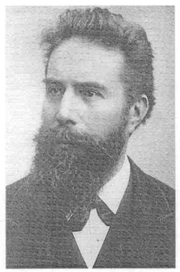 Wilhelm Röntgen, Würtzburg 1895 Bejelenti a X- sugárzás felfedezését)