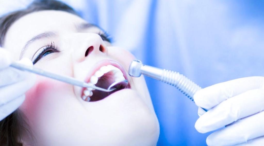 120 Tudományosan megtervezett, a csont normál működését támogató formula A NOVOSSEUM DENTAL megalkotásakor a klinikus orvos szemüvegén át vizsgáltuk meg az emberi csontosodás élettanát.