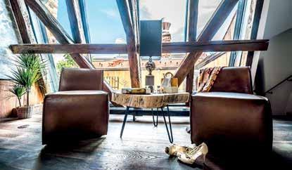Modern, design boutique hotel és klasszikus magyar vendéglő a Budai Várban, a városközponttól csak pár percre.
