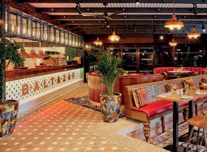 KREATÍV SPANYOL STEAKHOUSE, BÁR & GRILL CREATIVE SPANISH STEAKHOUSE, BAR & GRILL BALTAZÁR MARBELLA Rusztikus, mégis modern medenceparti étterem, ahol a hagyományos tűzön való főzést u nnepelju