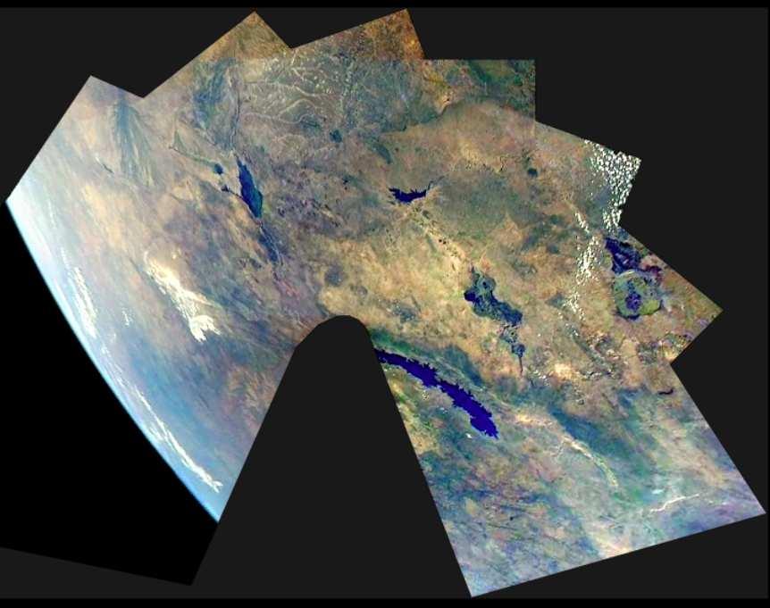 zip A térbeli élményhez vörös/cián szemüveg szükséges, a képen Afrika déli része feletti
