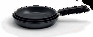 acél Magasság: 88 mm Hossz: 250 mm Szélesség: 444 mm Súly: 834 g Db/doboz: 6 SAP: 1026572 Functional Form serpenyő 26 cm, rozsdamentes acél Magasság: 87 mm Hossz: 273 mm Szélesség: 469 mm Súly: 1039