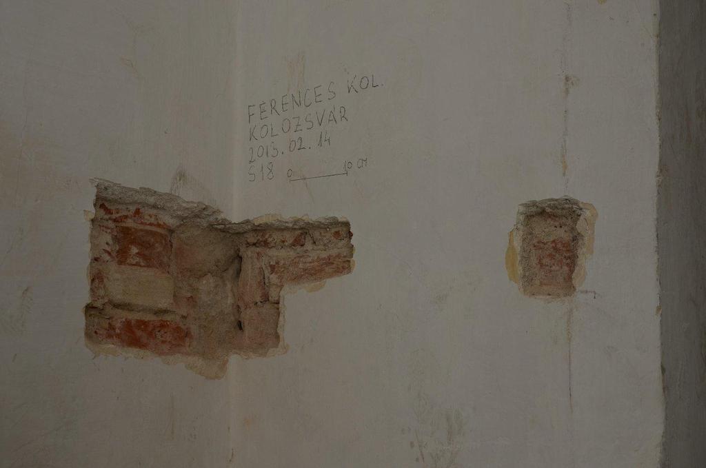 A folyosó feltárás közben