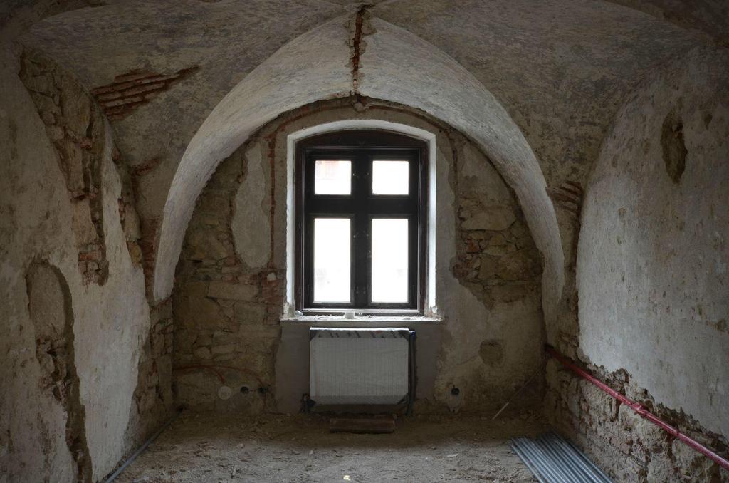 94. Nyugati szárny, első emelet.