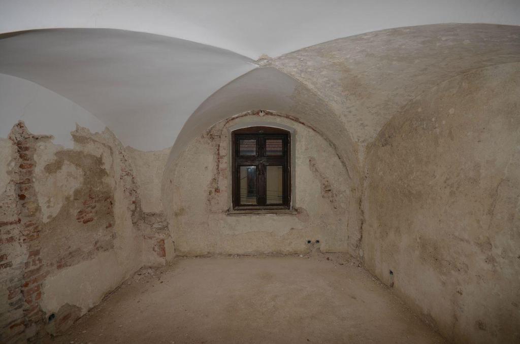 105. Nyugati szárny, második
