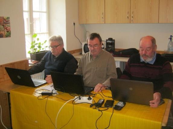 INTERNET, FACEBOOK, GOOGLE: PAPA! HÁT EZT SEM TUDOD?! A fenti cím-förmedvényt és a kérdést a 4 és fél éves unokám tette fel nekem nemrégiben. Bevallom, néztem, mint a luki nyúl, hogy mit is akar.
