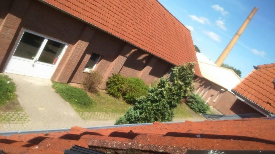 Megmutatta a szállásunkat, és szépen berendezkedtünk.